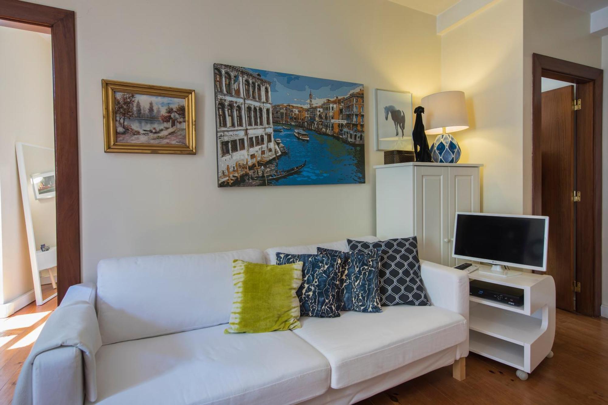 106 A - Martim Moniz Appartement